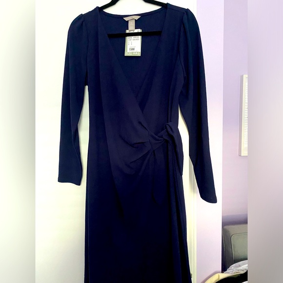 H&M Dresses & Skirts - NWT: H&M navy blue dress sz L